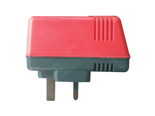 塑料插头模具 塑料插头模具