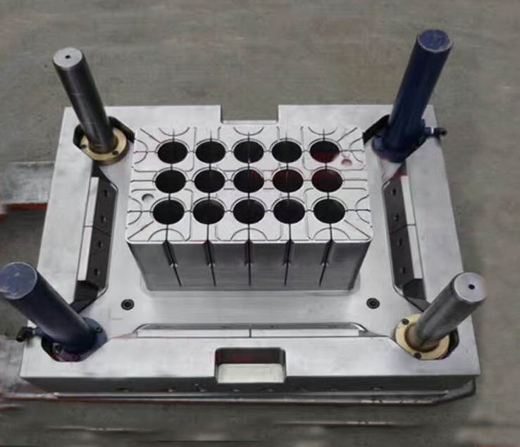 江南(中国)塑料模具