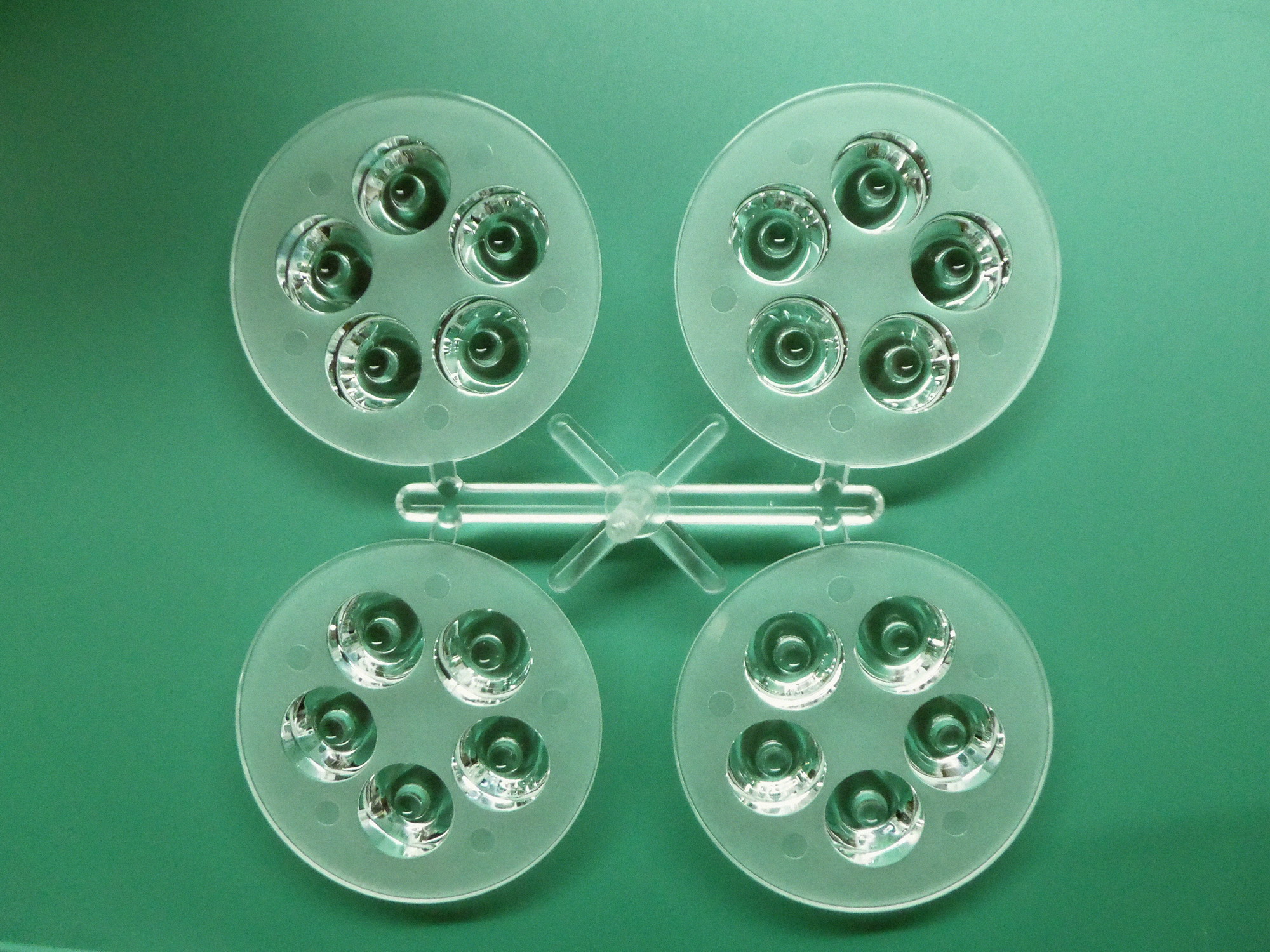 江南(中国)光学透镜=连体透镜