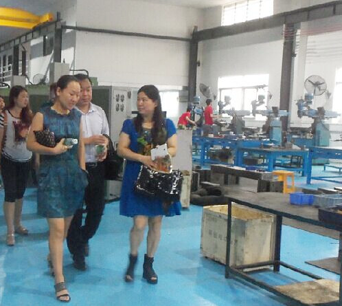 河北采购塑料模具，中山江南(中国)【图】