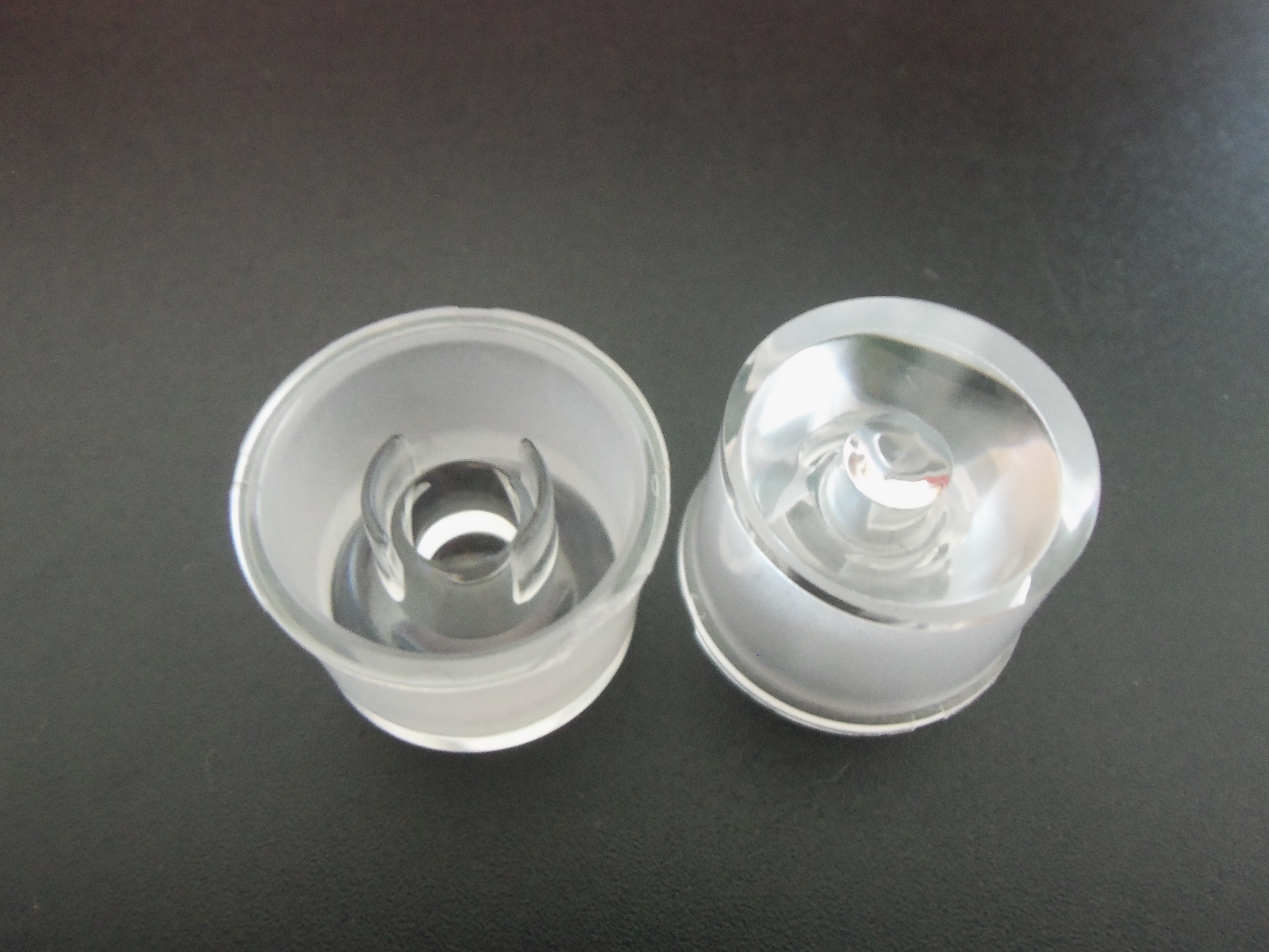 led透镜,大功率led透镜,防水透镜led,XJ-60°带支架有边条纹